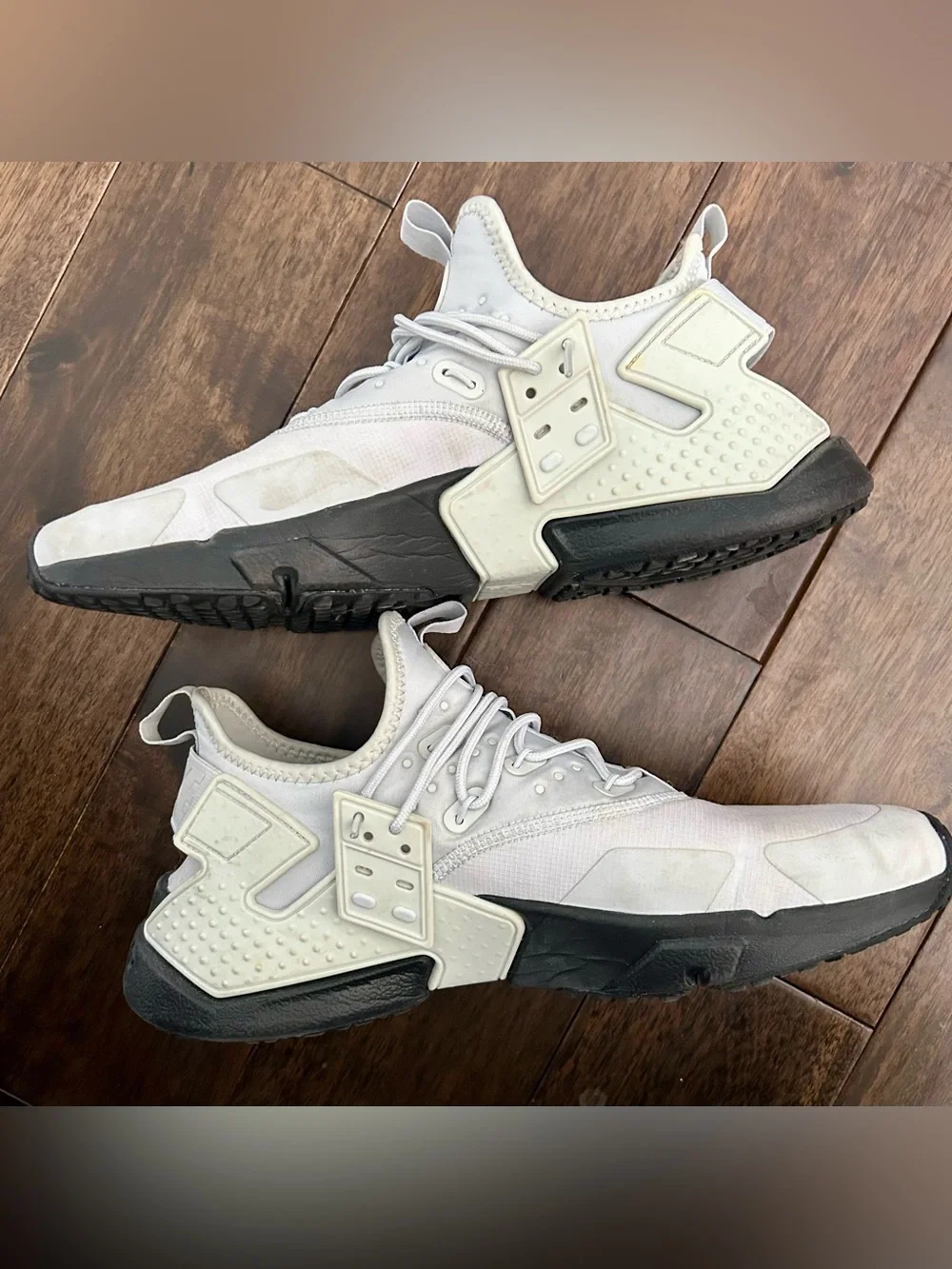 Nike Air Huarache Drift Gray White Black Men’s Sneakers Size 11.5